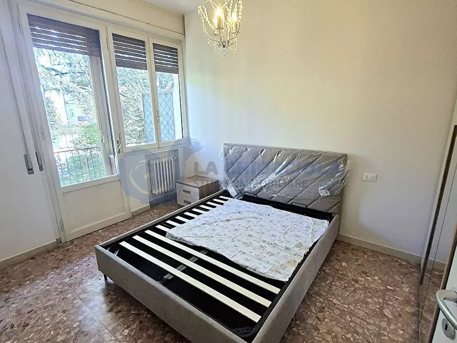 Immagine 28 di Bilocale in affitto  in Via Emilia Levante a Bologna