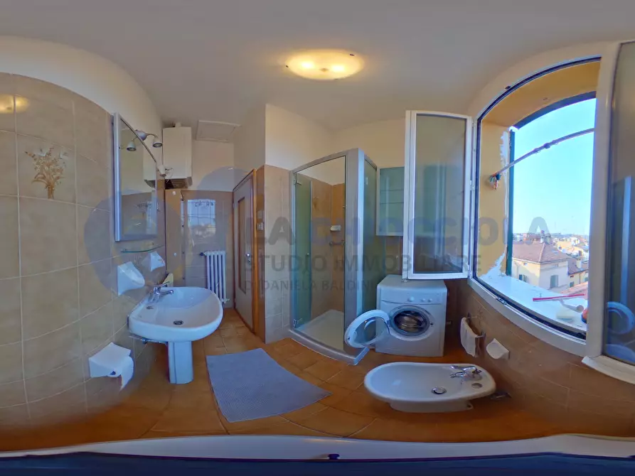 Immagine 31 di Attico in affitto  in Via del Pratello a Bologna