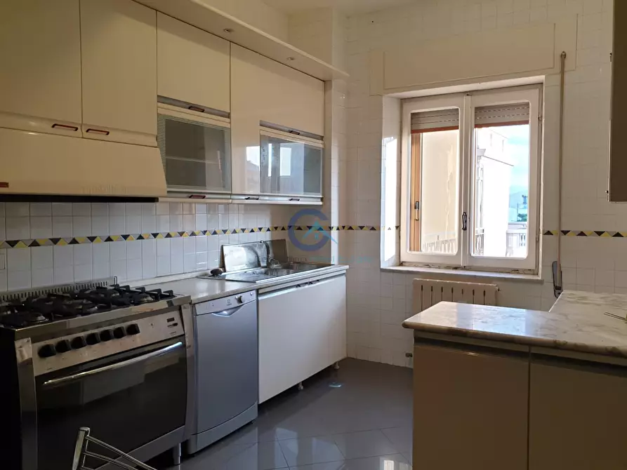 Immagine 2 di Quadrilocale in affitto  a Catanzaro