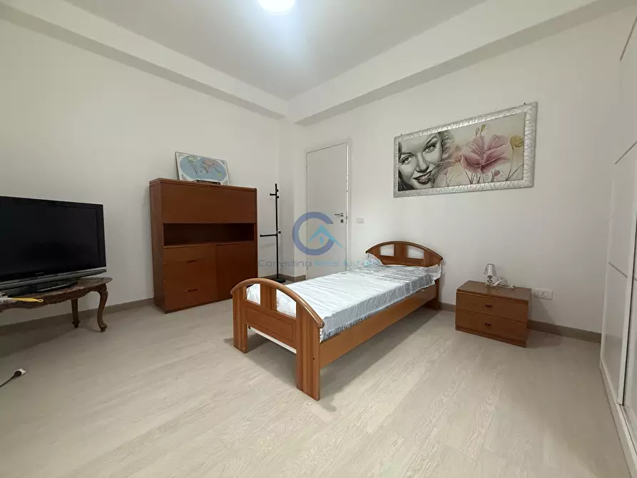 Immagine 5 di Trilocale in affitto  a Catanzaro