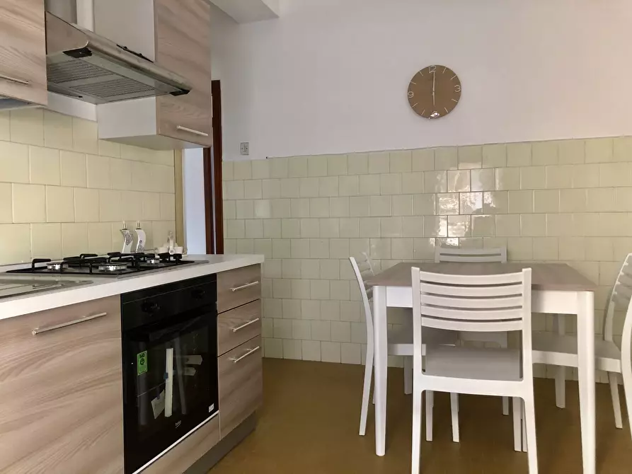 Immagine 9 di Stanza singola in affitto  a Catanzaro