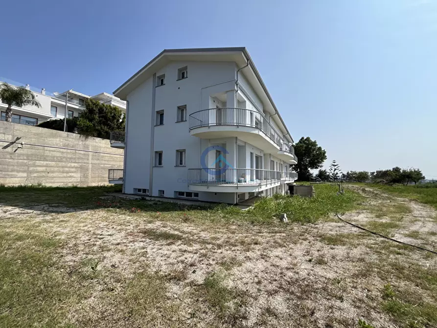 Immagine 19 di Trilocale in vendita  in Via Antonio Izzi de Falenta 11 a Catanzaro