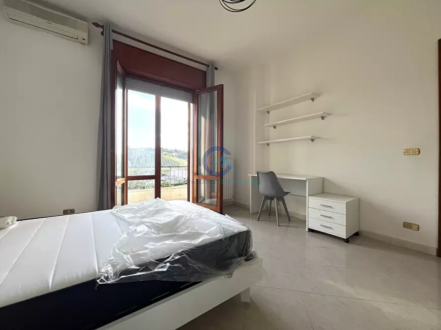 Immagine 15 di Stanza singola in affitto  in Viale Magna Grecia 157 a Catanzaro