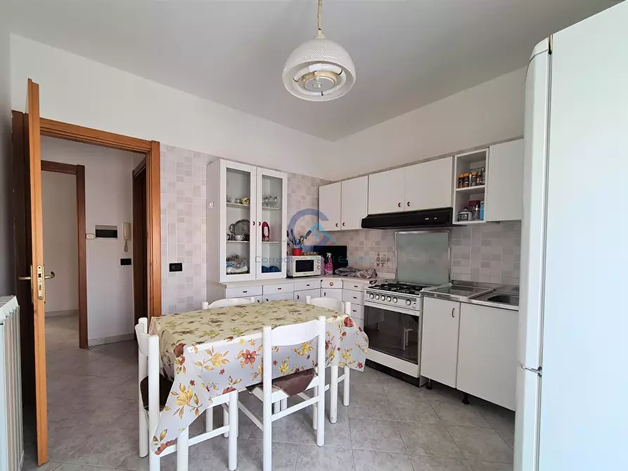 Immagine 6 di Stanza singola in affitto  a Catanzaro