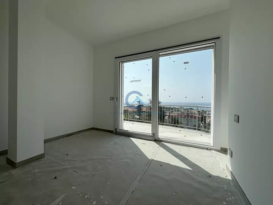 Immagine 12 di Trilocale in vendita  in Via Antonio Izzi de Falenta 11 a Catanzaro