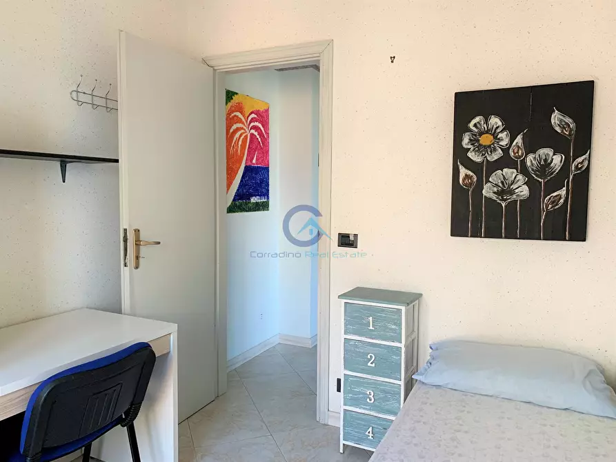 Immagine 7 di Stanza singola in affitto  a Catanzaro