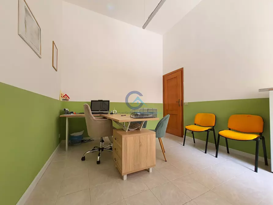 Immagine 4 di Ufficio in affitto  in via tommaso gulli 1 a Catanzaro
