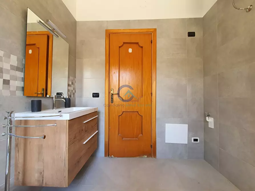 Immagine 12 di Quadrilocale in affitto  in Via Giuditta Levato 12 a Catanzaro