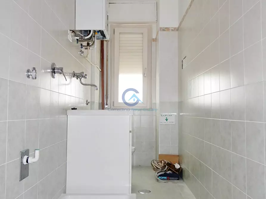 Immagine 13 di Quadrilocale in affitto  in Via Domenico Mottola d'Amato 13 a Catanzaro