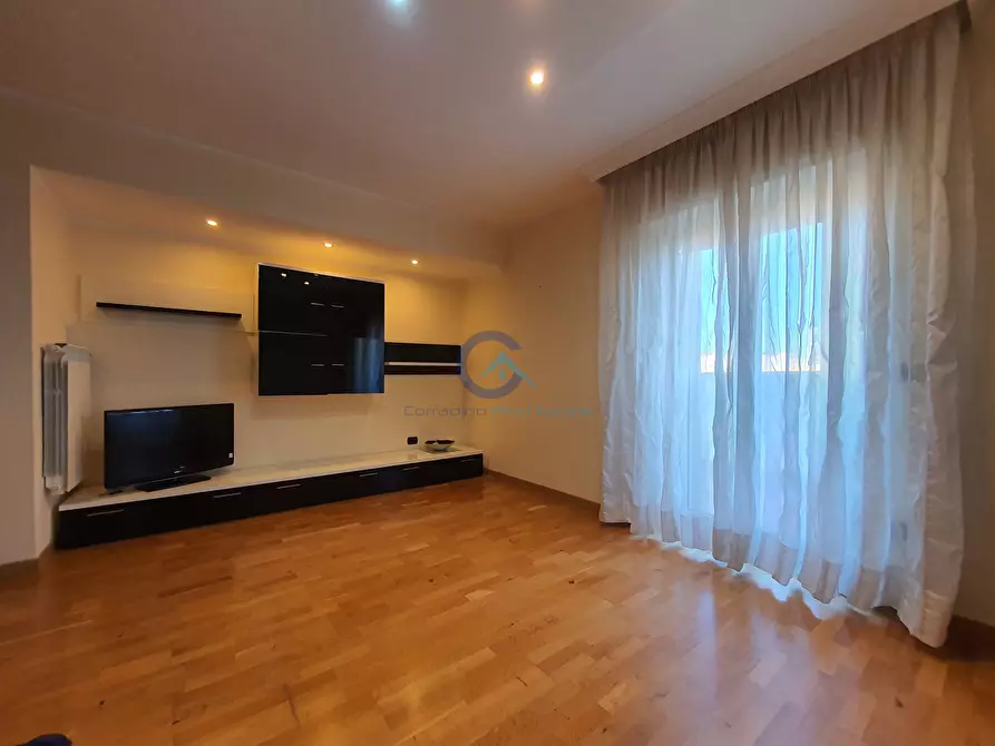 Immagine 8 di Trilocale in affitto  a Catanzaro