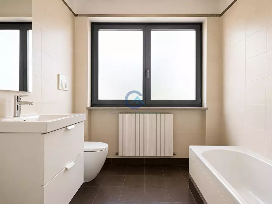 Immagine 6 di Trilocale in affitto  a Catanzaro