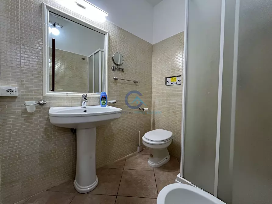 Immagine 7 di Trilocale in affitto  a Catanzaro