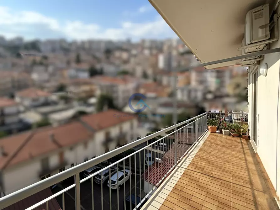 Immagine 3 di Quadrilocale in vendita  in Traversa VIII Crotone 6 a Catanzaro