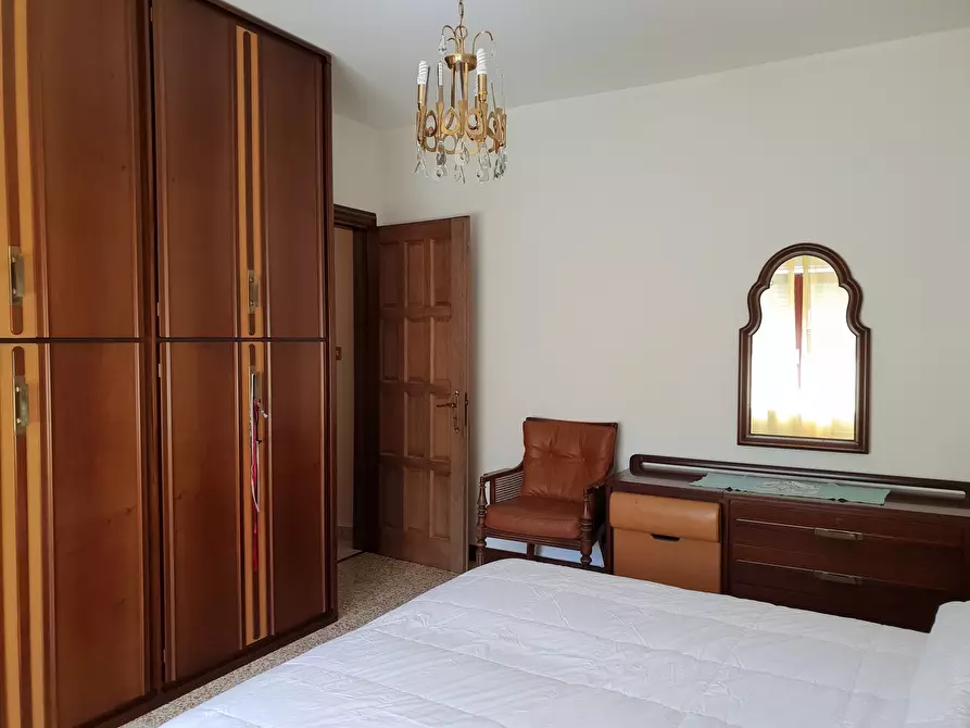 Immagine 13 di Stanza singola in affitto  a Catanzaro