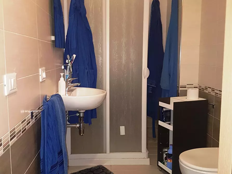 Immagine 9 di Stanza singola in affitto  a Catanzaro