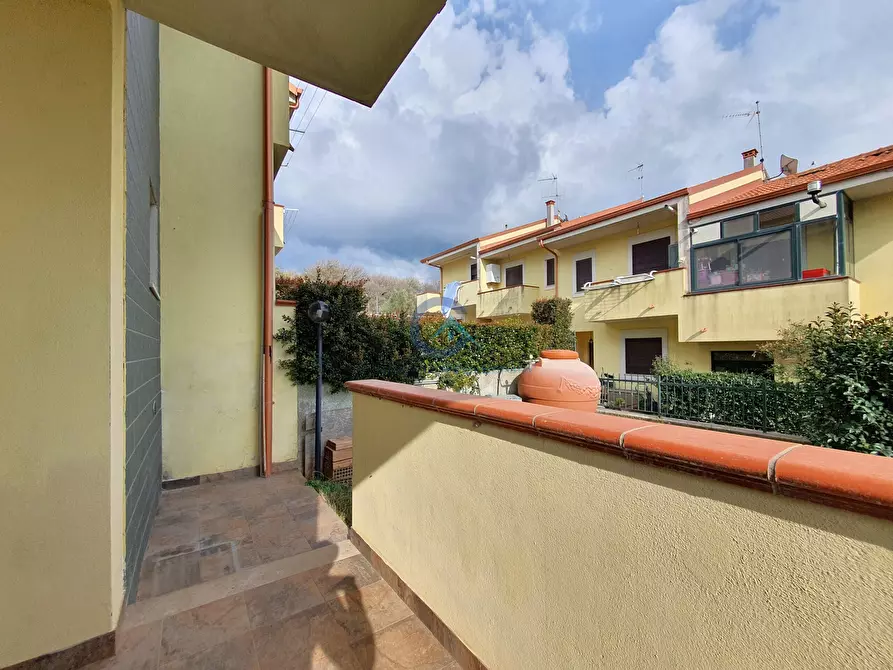 Immagine 4 di Villetta a schiera in vendita  in Via Padre Pietro da Settingiano 122 a Settingiano