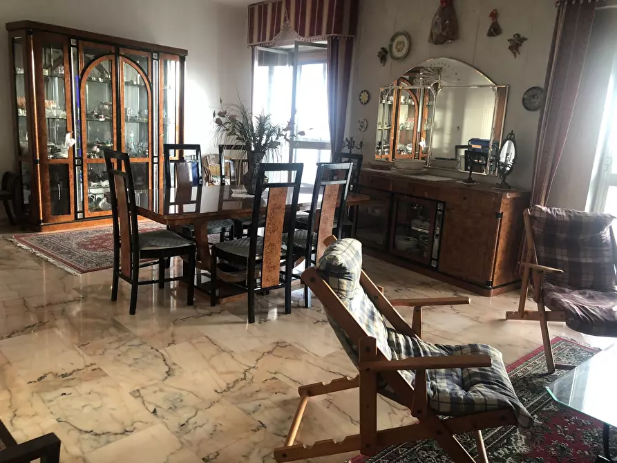 Immagine 7 di Pentalocale in vendita  in CORSO UMBERTO a Siracusa