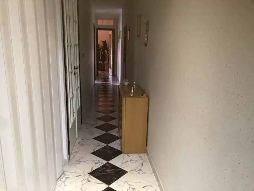 Immagine 15 di Pentalocale in vendita  in V.LE SANTA PANAGIA a Siracusa