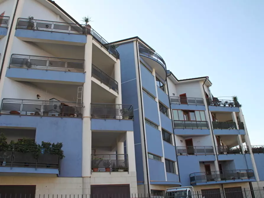 Immagine 4 di Quadrilocale in vendita  in VIALE SCALA GRECA a Siracusa