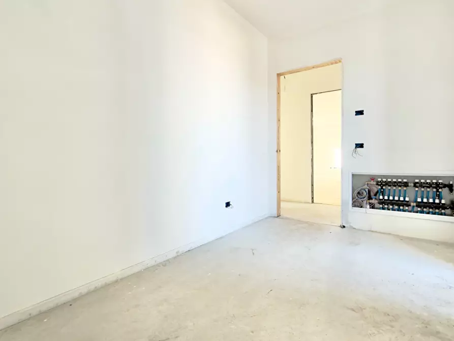 Immagine 12 di Quadrilocale in vendita  in Via Bolognina a Bedizzole