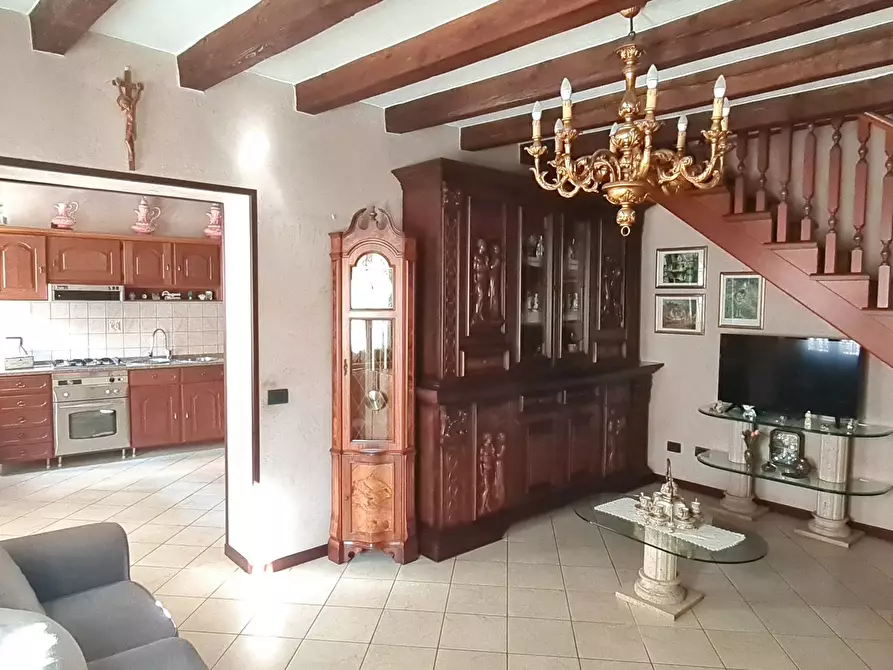 Immagine 1 di Terratetto in vendita  in Via Torbole 5 a Castel Mella