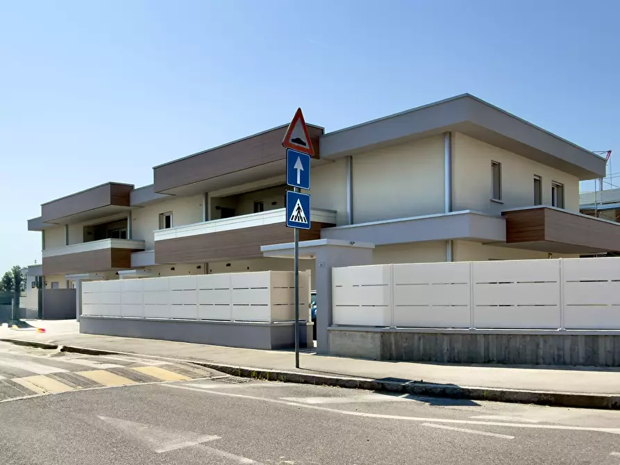 Immagine 3 di Quadrilocale in vendita  in Via Donatori di Sangue SNC a Torbole Casaglia