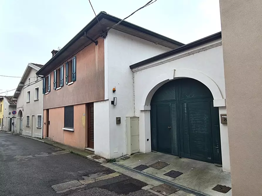 Immagine 22 di Porzione di casa in affitto  in Via Solferino 23 a Leno