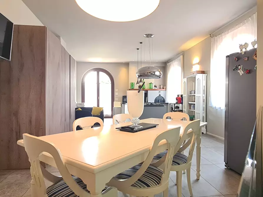 Immagine 14 di Villa in vendita  in via Gramsci 5 a Comezzano-Cizzago