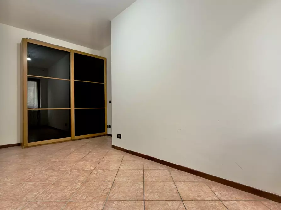 Immagine 10 di Trilocale in vendita  in Via Roma a Gardone Val Trompia