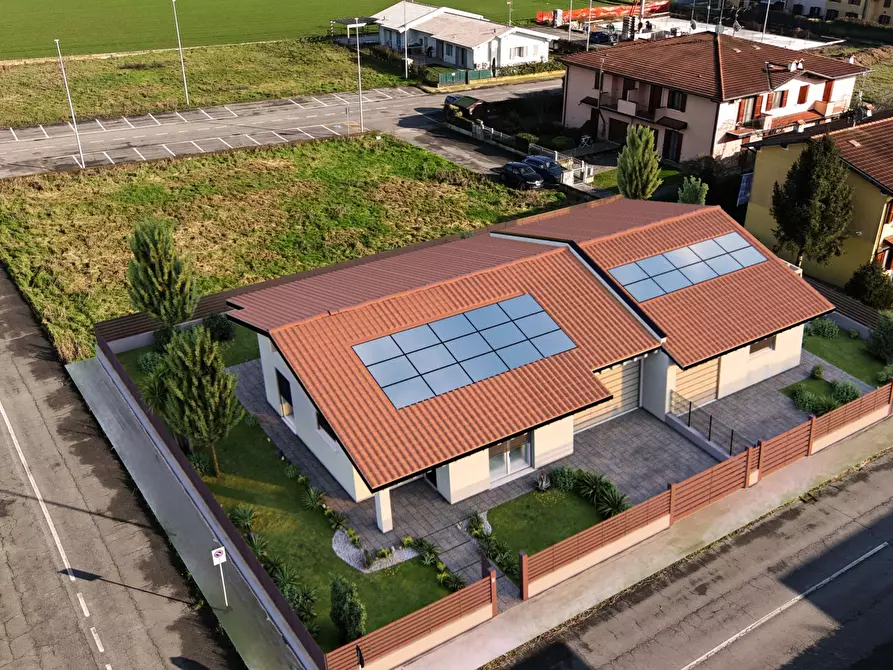 Immagine 5 di Casa bifamiliare in vendita  a Pralboino