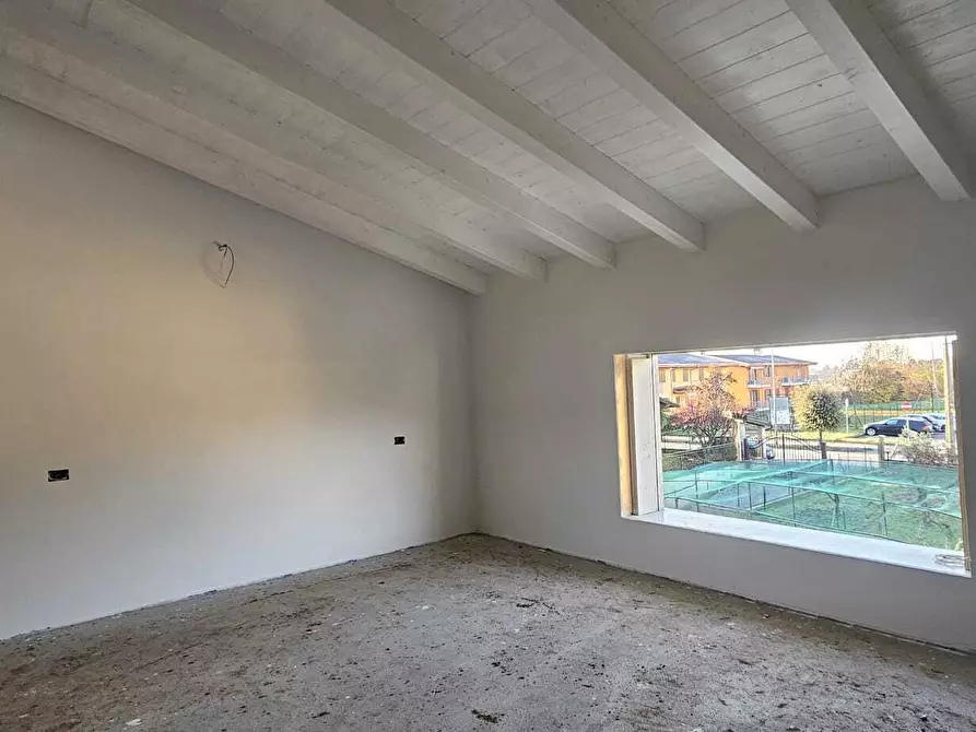 Immagine 6 di Villa in vendita  a Nuvolera