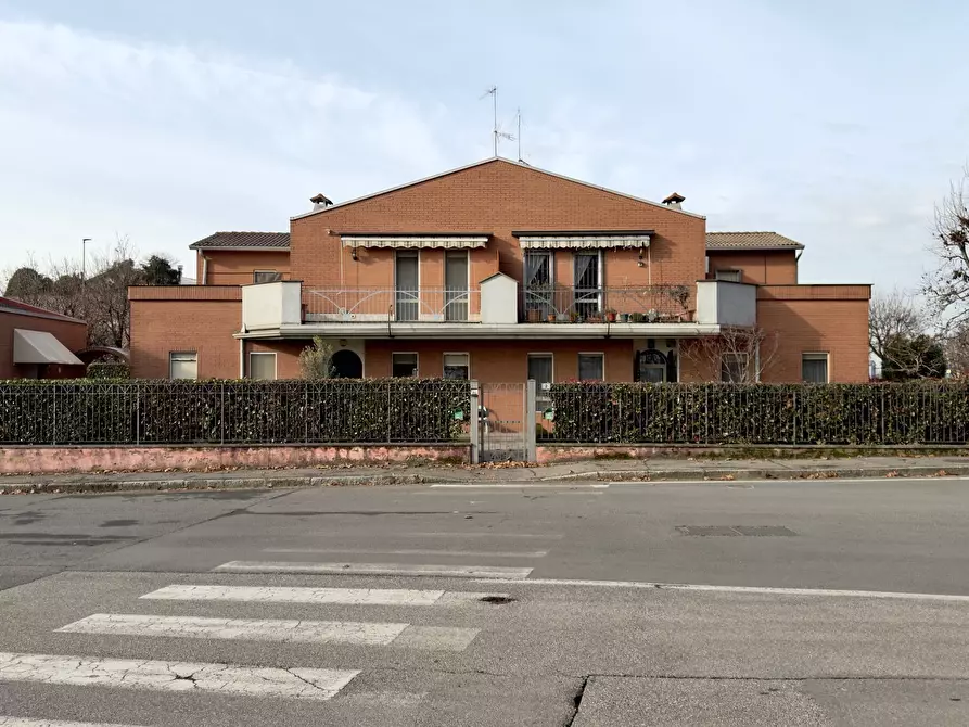 Immagine 14 di Trilocale in vendita  in Via della Cascina Pontevica a Brescia