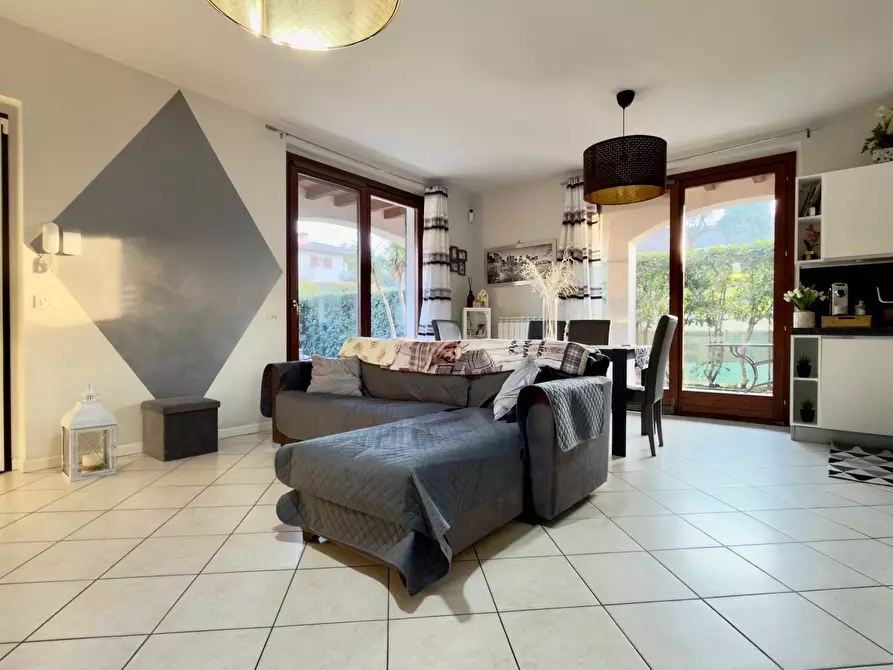 Immagine 5 di Quadrilocale in vendita  in Via Valtenesi a Muscoline