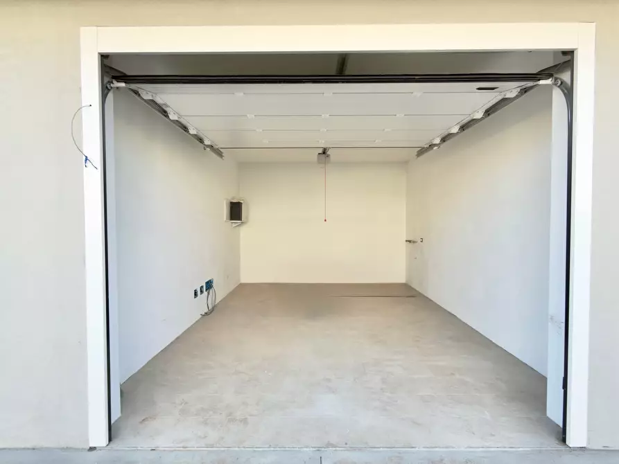 Immagine 18 di Quadrilocale in vendita  in Via Bolognina a Bedizzole