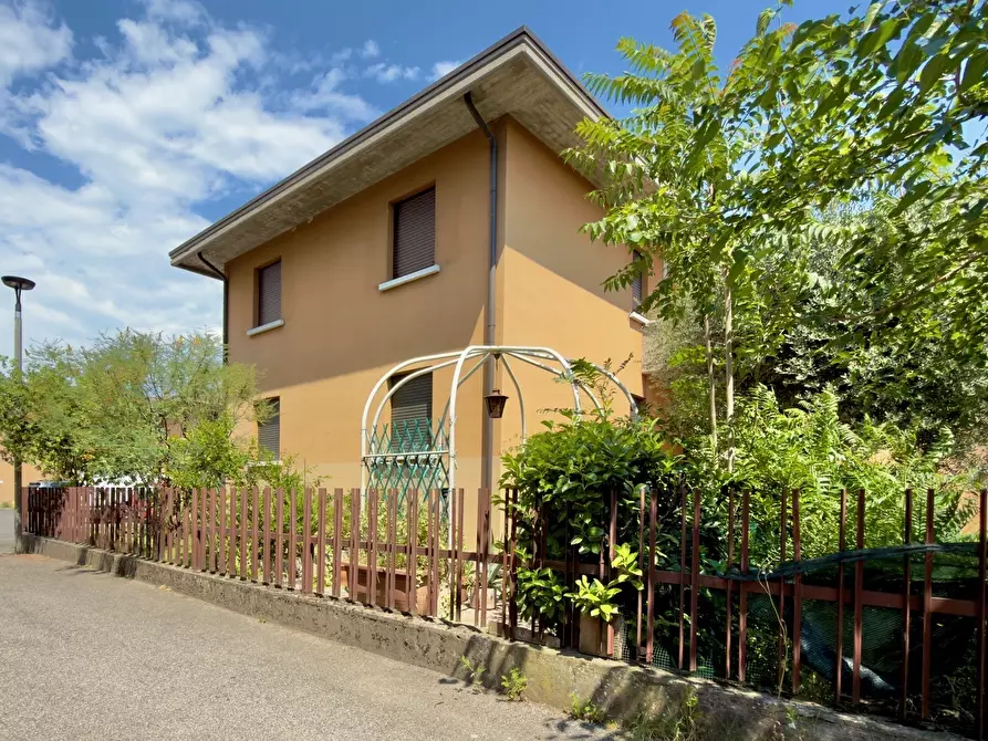 Immagine 15 di Trilocale in vendita  in Via Antonio Gramsci 123 a Bagnolo Mella