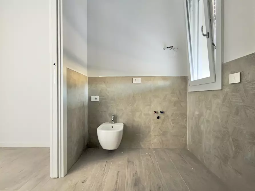 Immagine 10 di Quadrilocale in vendita  in VIA MATTEI a Nuvolera