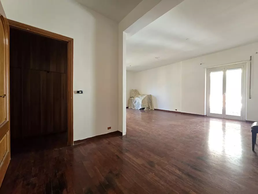 Immagine 4 di Quadrilocale in vendita  in Via Mario Canavari 11 a Roma