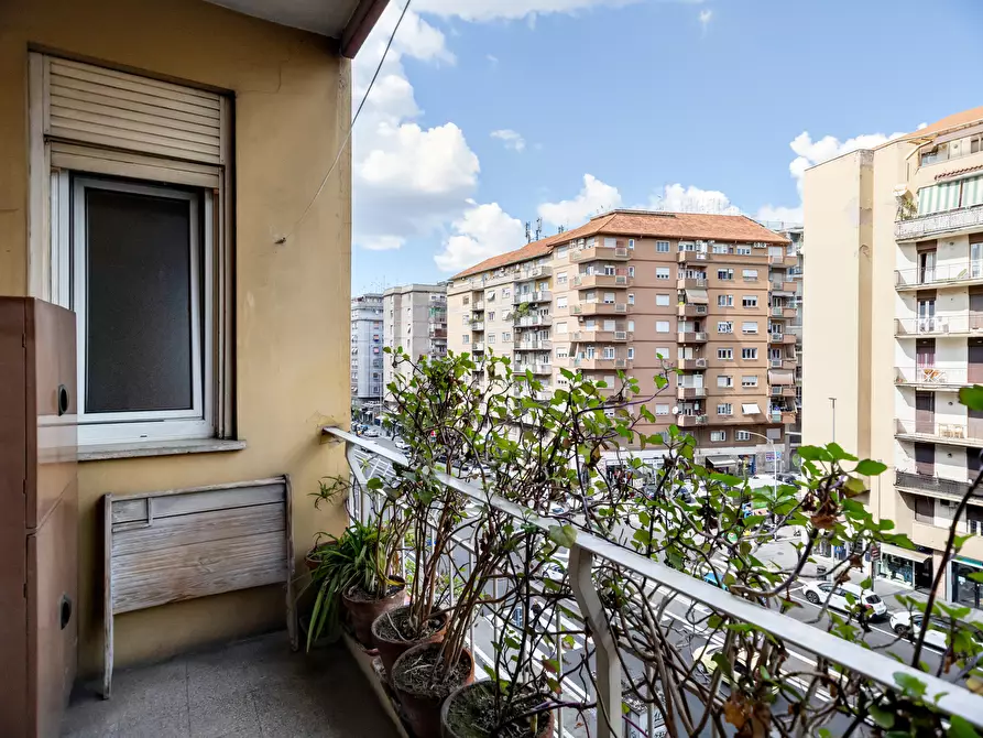 Immagine 20 di Bilocale in vendita  in Via Tiburtina 602 a Roma