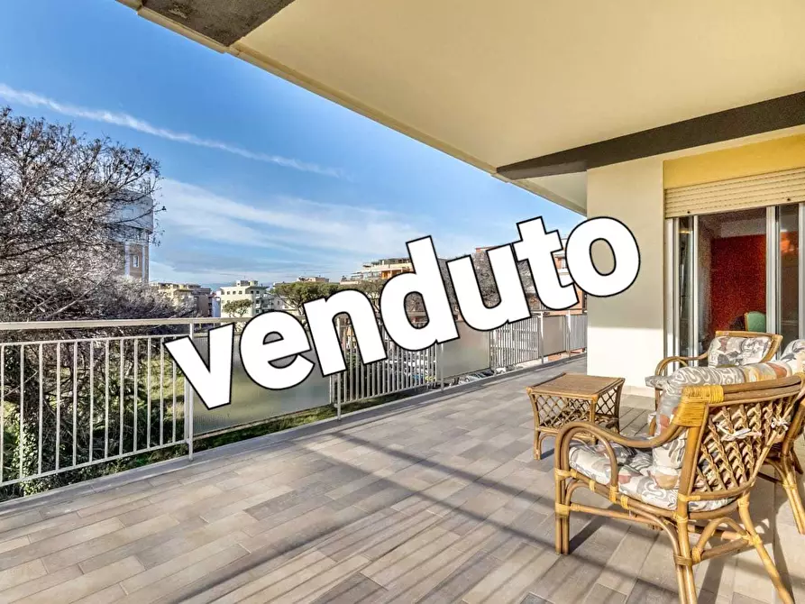 Immagine 1 di Trilocale in vendita  in Viale Capitan Casella 34 a Roma