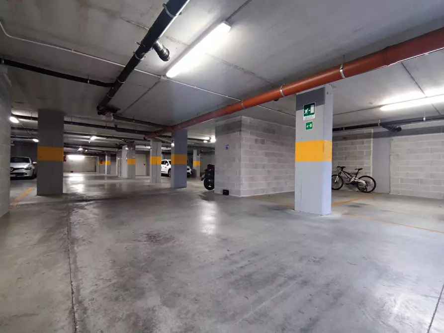 Immagine 25 di Bilocale in vendita  in Via Guglielmo Petroni 38 a Roma