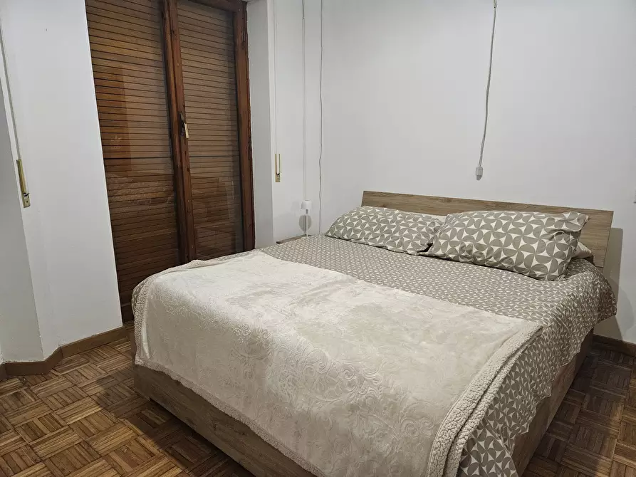 Immagine 18 di Bilocale in affitto  in Via Francesco Cocco Ortu 120 a Roma