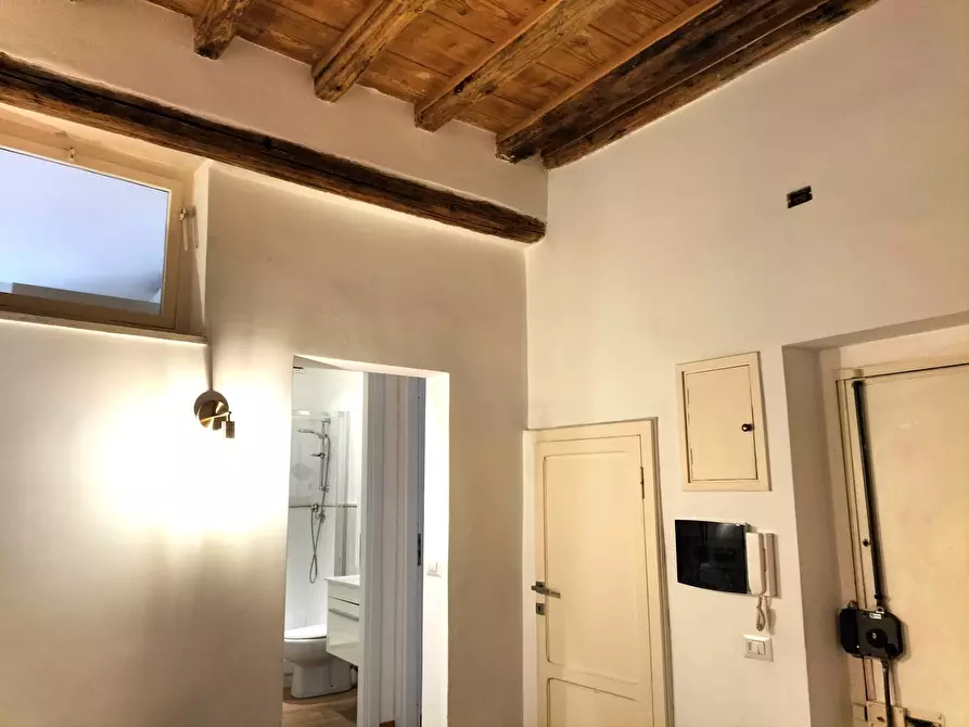 Immagine 4 di Trilocale in affitto  in Via Beato Angelico a Roma