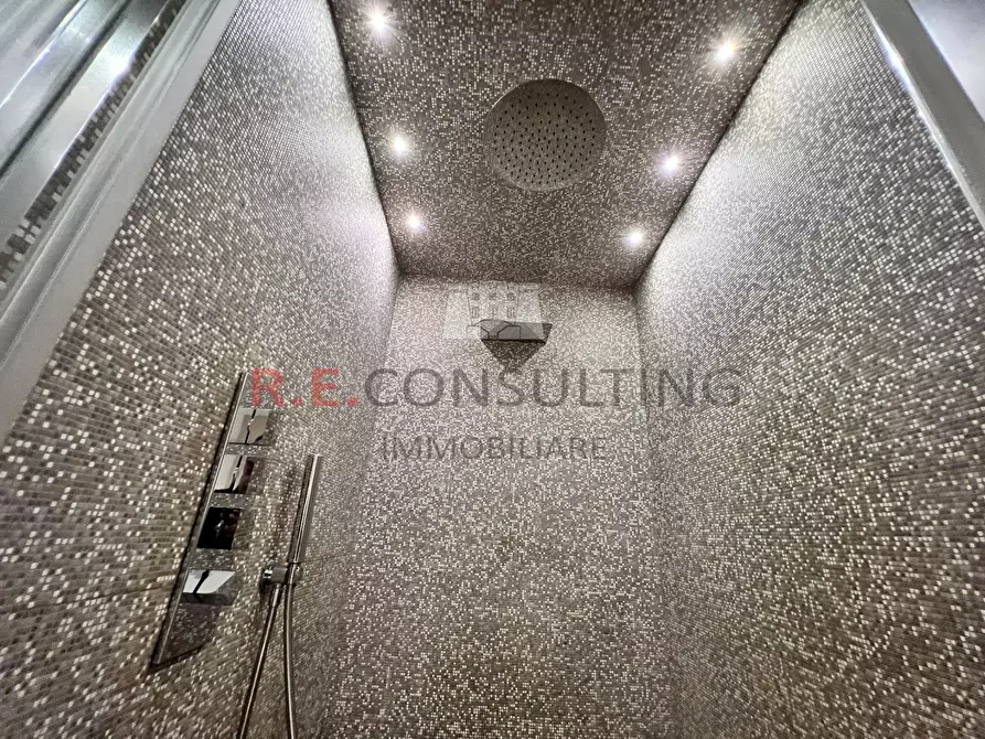 Immagine 43 di Casa indipendente in vendita  in Via delle Croci 9 a Fasano