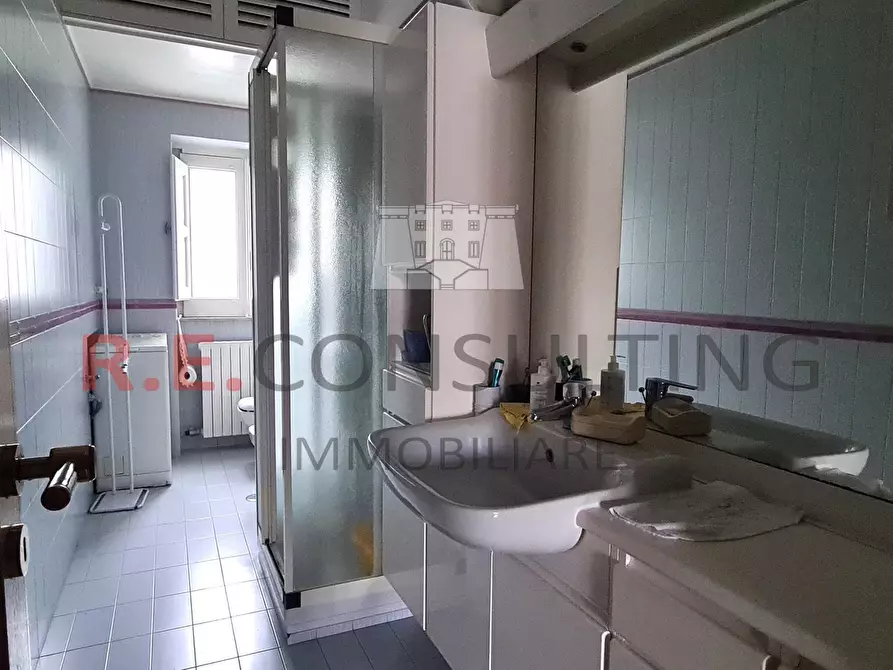 Immagine 10 di Pentalocale in vendita  in Viale della Libertà 28 a Martina Franca