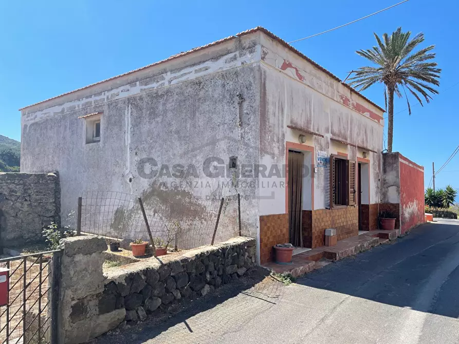 Immagine 5 di Rustico / casale in vendita  in Via Sibà a Pantelleria