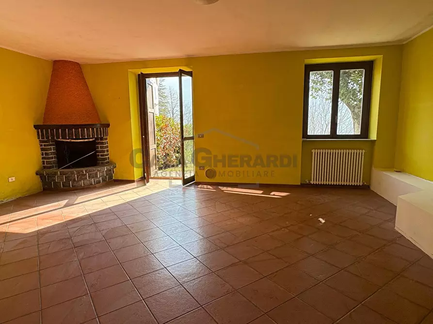 Immagine 27 di Rustico / casale in vendita  in Via Santa Geltrude Comensoli a Rota D'imagna