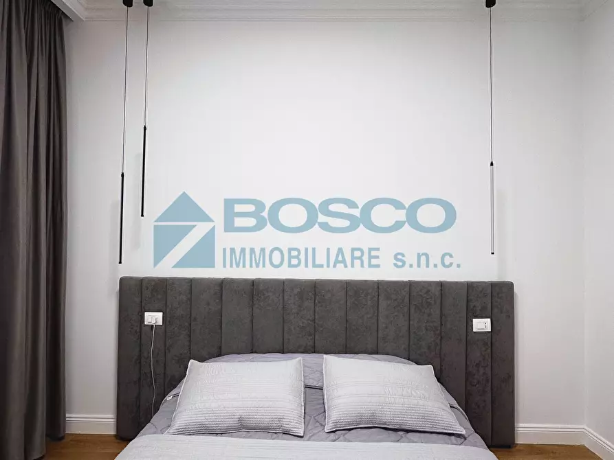 Immagine 20 di Pentalocale in vendita  in Piazza Garibaldi a La Spezia