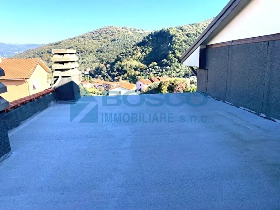 Immagine 10 di Quadrilocale in vendita  in Via Gazzoli a Lerici