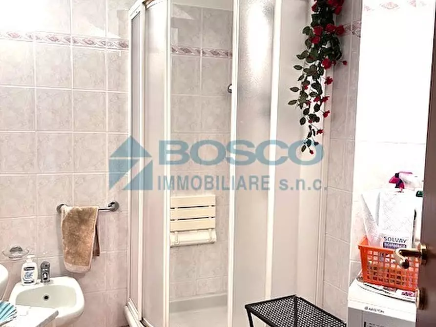 Immagine 19 di Pentalocale in vendita  in via Pezzi Grandi a La Spezia