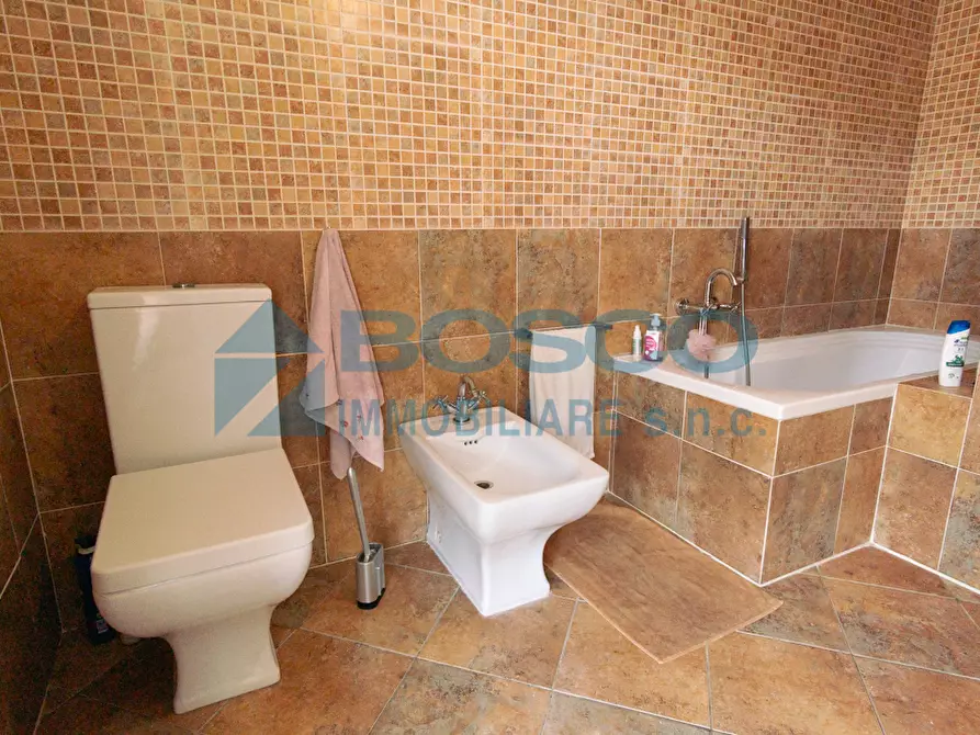 Immagine 14 di Villa in vendita  in Via  Graveglia a Riccò Del Golfo Di Spezia